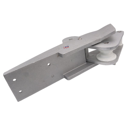Osculati Alloy Hinged Bow Roller – For Anchors Up To 15kg – Robust Design With As-Cast Finish On Most Surfaces